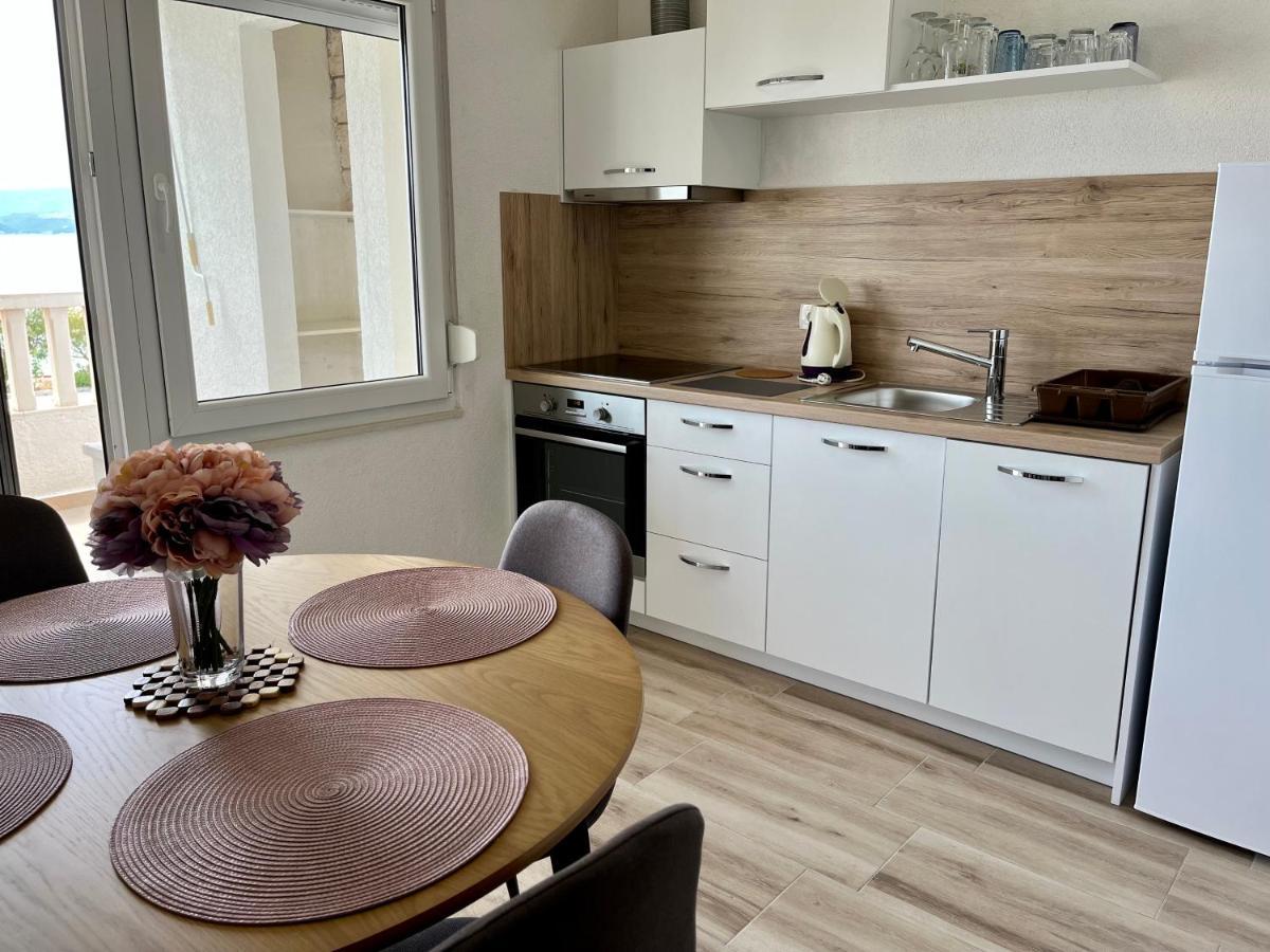 Apartmani “Kresimir” Omiš Dış mekan fotoğraf